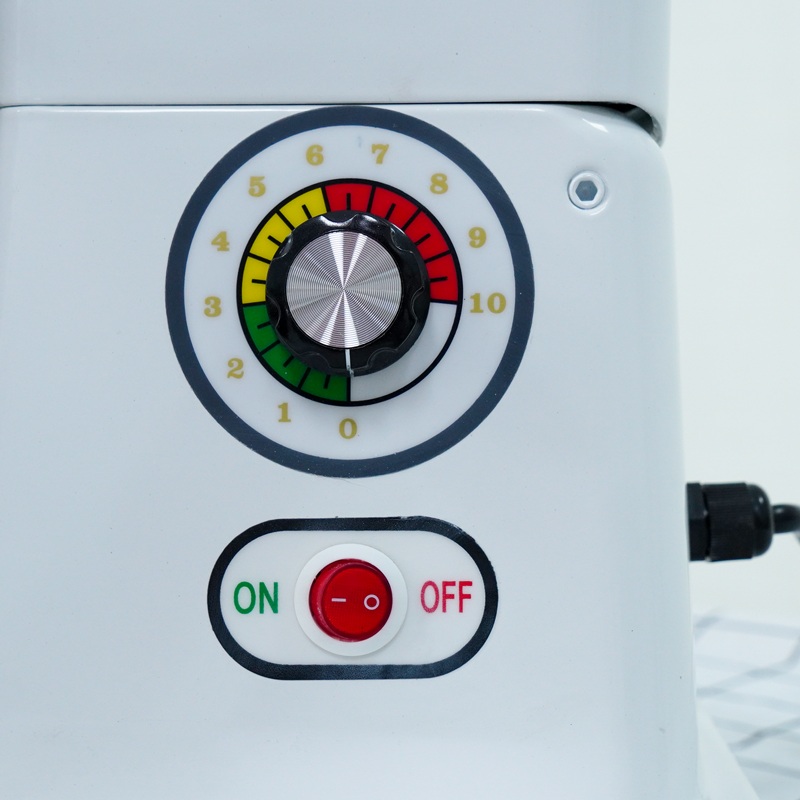 may-danh-kem-trung-7-lit-b-7c-ava8 may danh kem trung 7 lit b 7c ava8