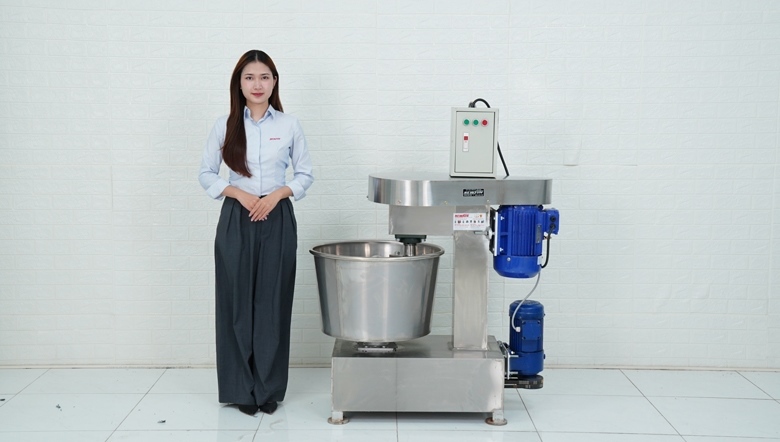 Thực tế máy trộn bột mì khung inox mẫu mới