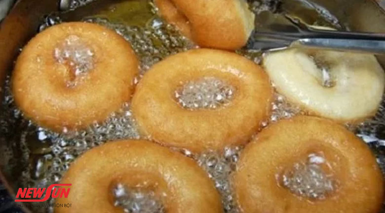 Hướng dẫn làm bánh donut kiểu Pháp chiên