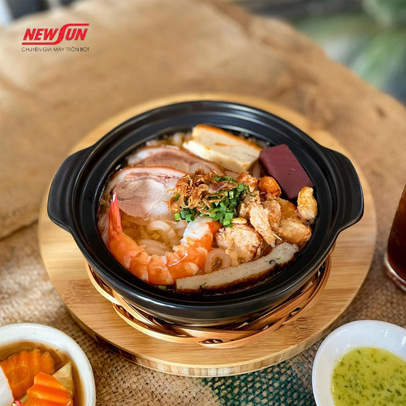cách trộn bột mì làm bánh canh, ảnh đại diện