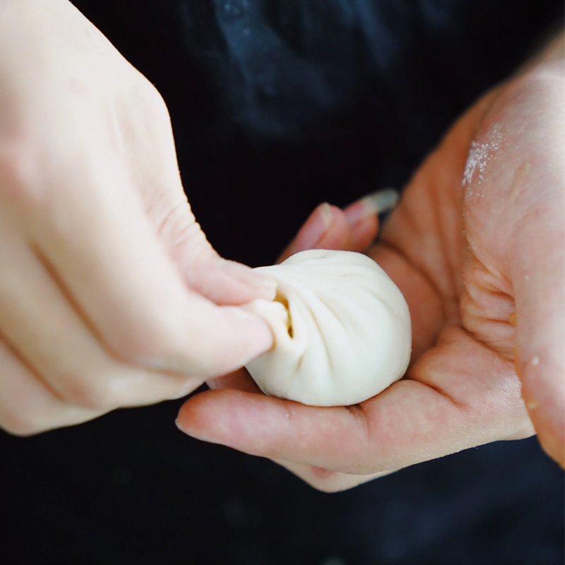 Hướng dẫn làm bánh bao phô mai Con Bò Cười bằng 5 bước đơn giản bánh bao phô mai Con Bò Cười, đại diện